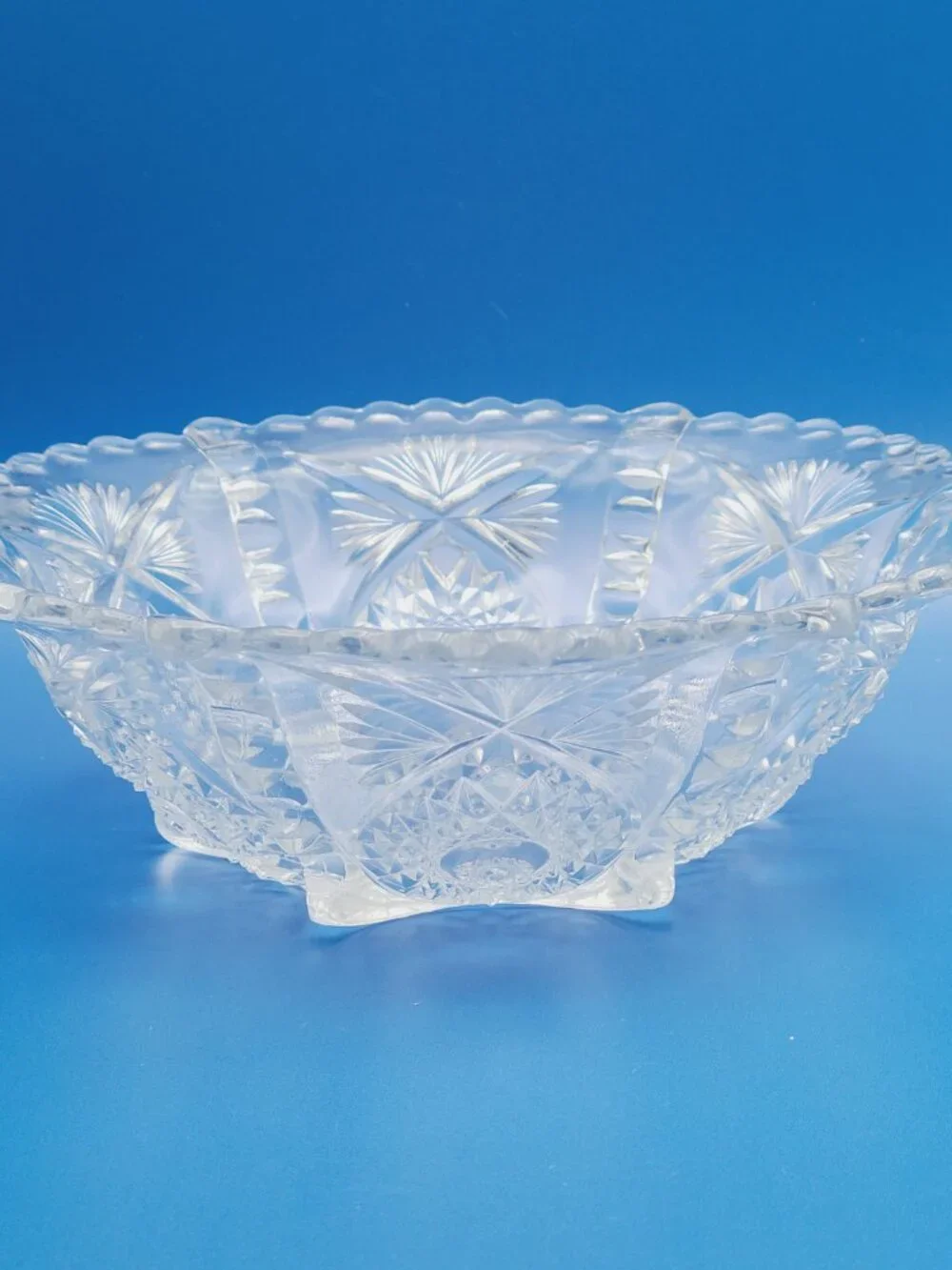Antique EAPG Glass Footed Bowl Buttressed Sunburst Tarentum Pattrn 8.5